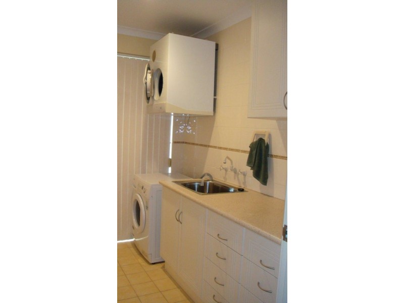 11 Enterprise Avenue, Falcon WA 6210