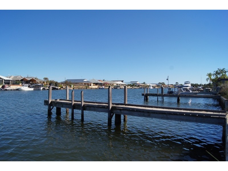 88 Murray Waters Blvd, South Yunderup WA 6208