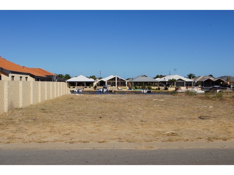 88 Murray Waters Blvd, South Yunderup WA 6208