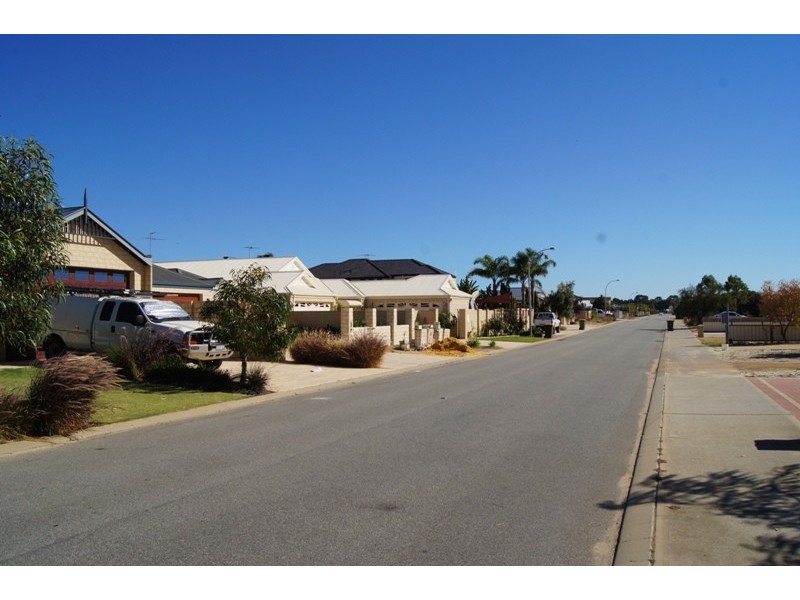 88 Murray Waters Blvd, South Yunderup WA 6208