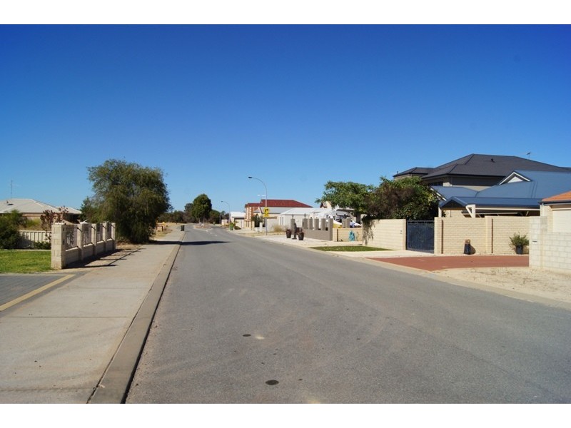 88 Murray Waters Blvd, South Yunderup WA 6208