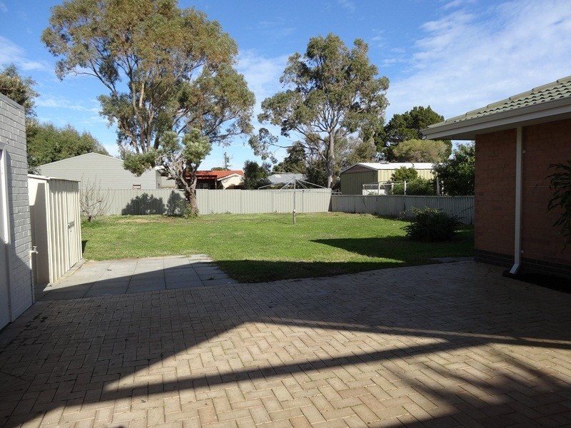 63 Leighton Road, Halls Head WA 6210