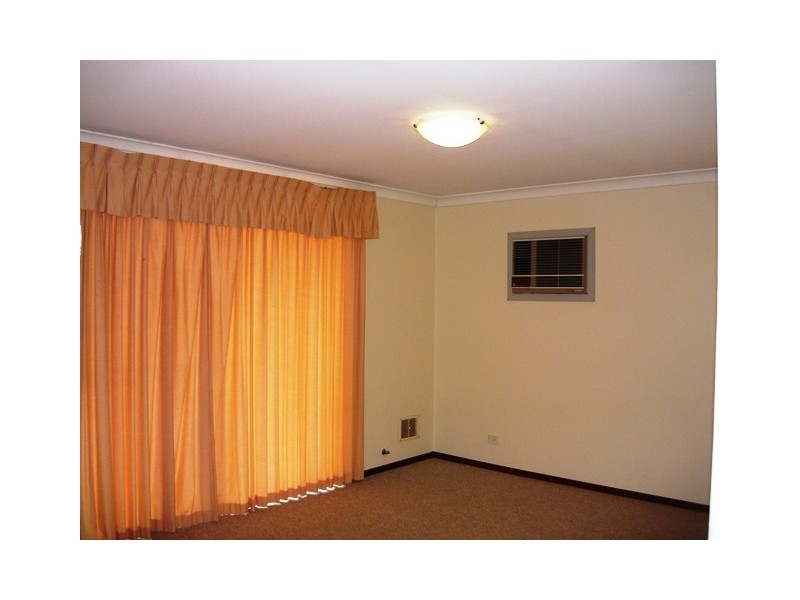 2/99 McDonald Street, Como WA 6152