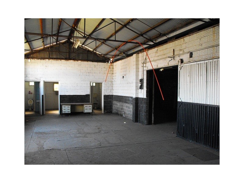 8 Davey Street, Mandurah WA 6210