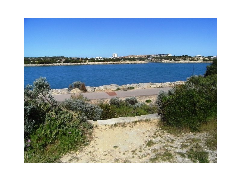 13 Specks Court, Wannanup WA 6210