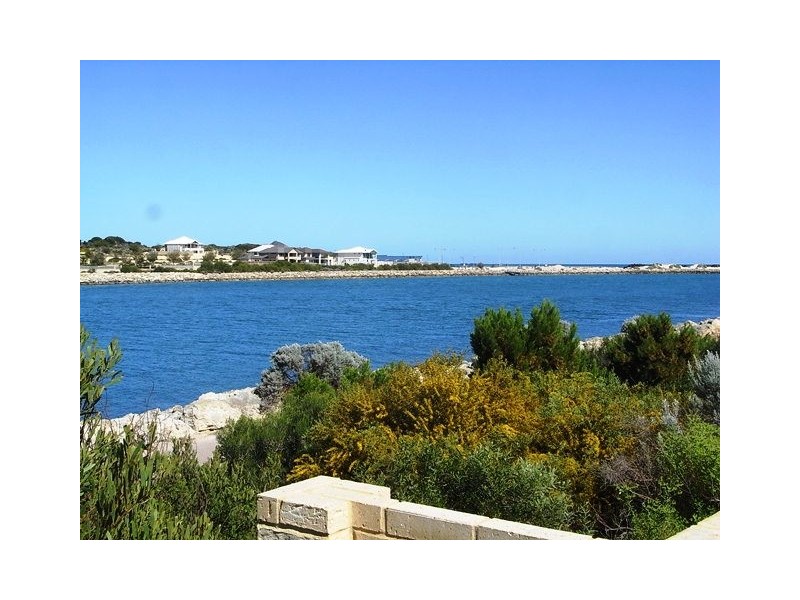 13 Specks Court, Wannanup WA 6210
