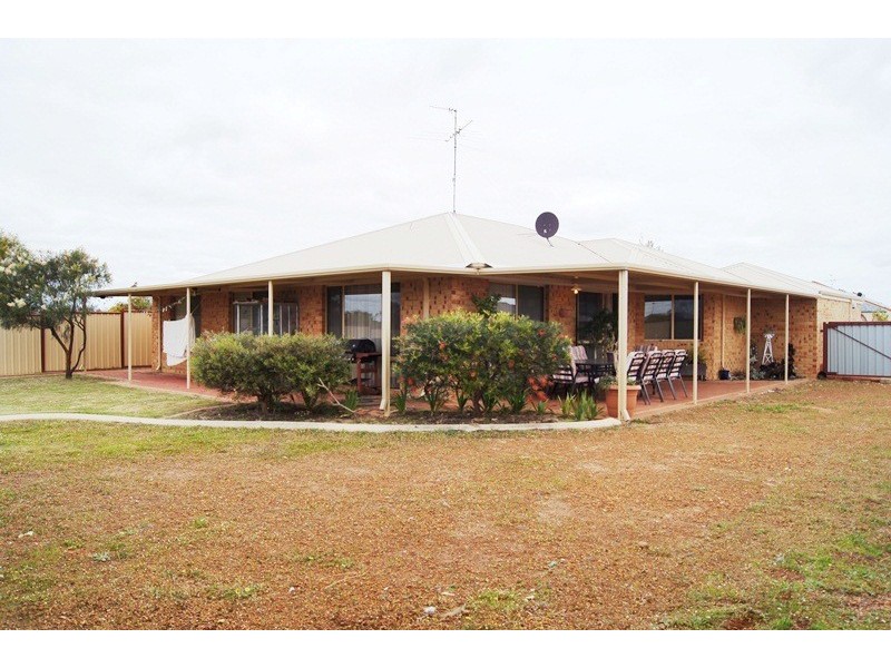 69 Murray Waters Bvd, South Yunderup WA 6208