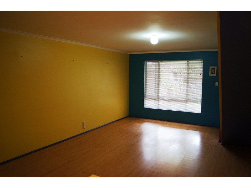 2/1 Banksia Tce, South Yunderup WA 6208