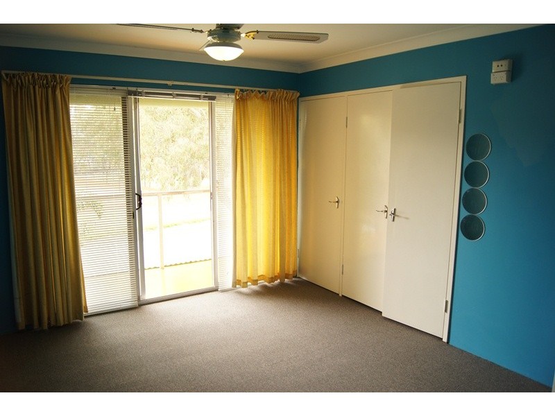 2/1 Banksia Tce, South Yunderup WA 6208