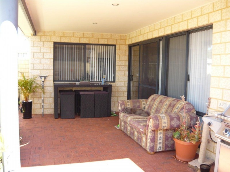 Unit 4, 8 Beam Road, Mandurah WA 6210