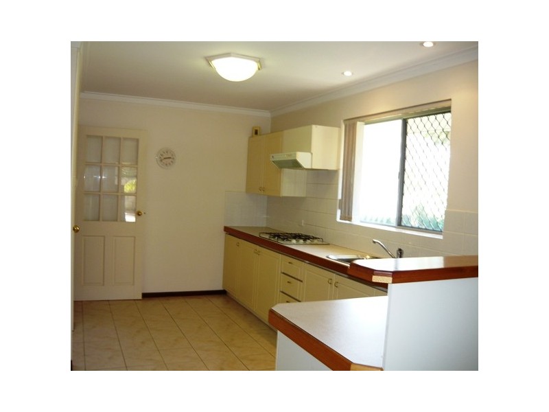 10 Dalrymple Terrace, Halls Head WA 6210