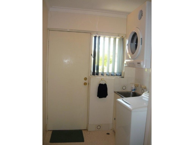 10 Dalrymple Terrace, Halls Head WA 6210