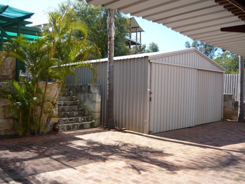 10 Dalrymple Terrace, Halls Head WA 6210