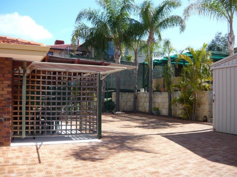 10 Dalrymple Terrace, Halls Head WA 6210