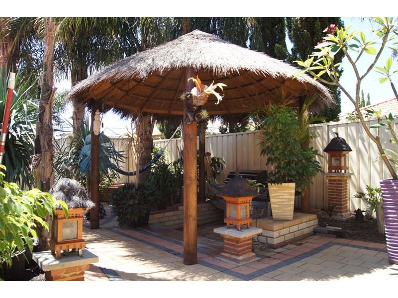 17 Hudson Drive, Dudley Park WA 6210