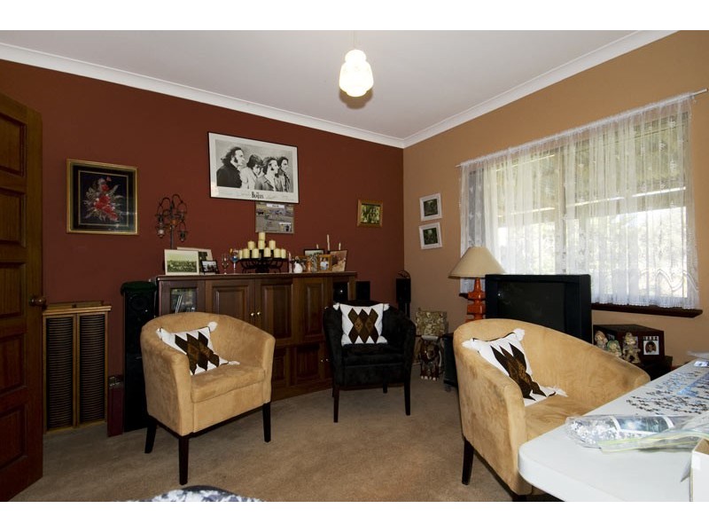 16 Mears Road, Barragup WA 6209