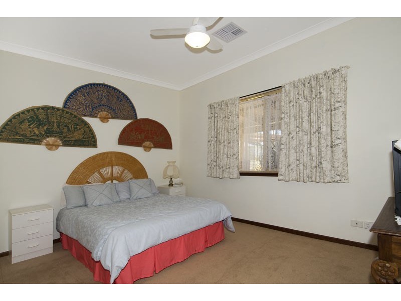 16 Mears Road, Barragup WA 6209