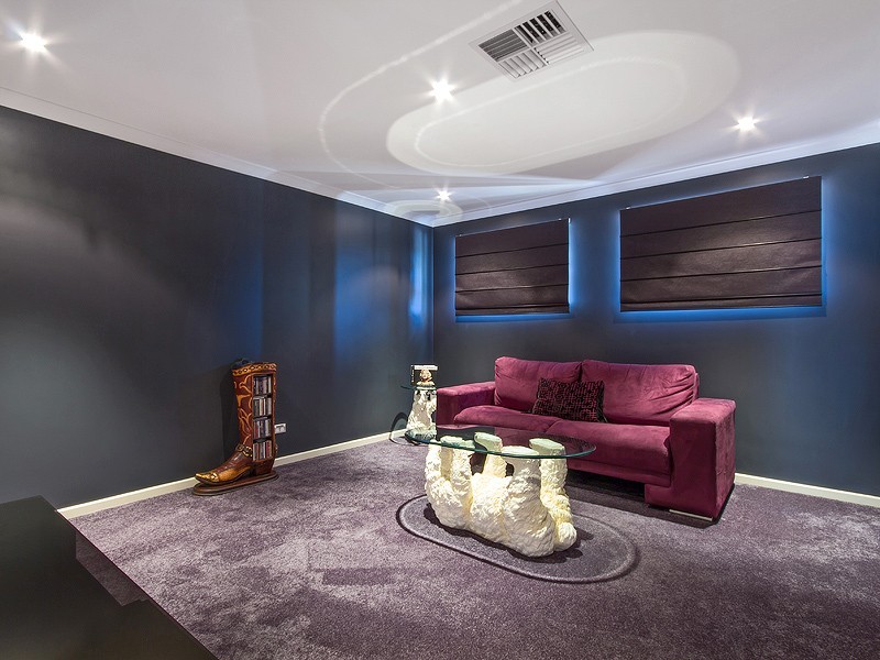 4 Longmeadow Vista, Meadow Springs WA 6210