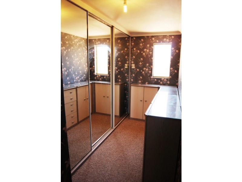 33 Woolah Place, South Yunderup WA 6208