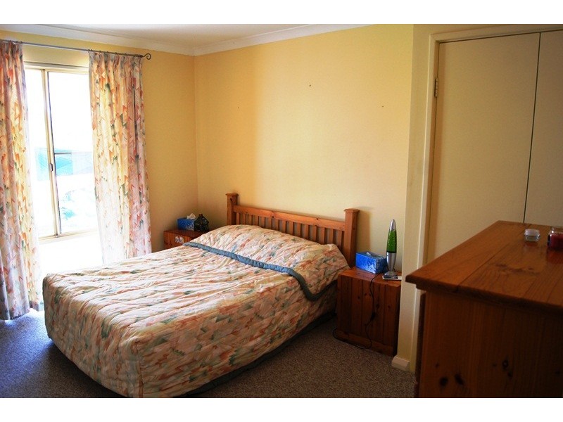 33 Woolah Place, South Yunderup WA 6208