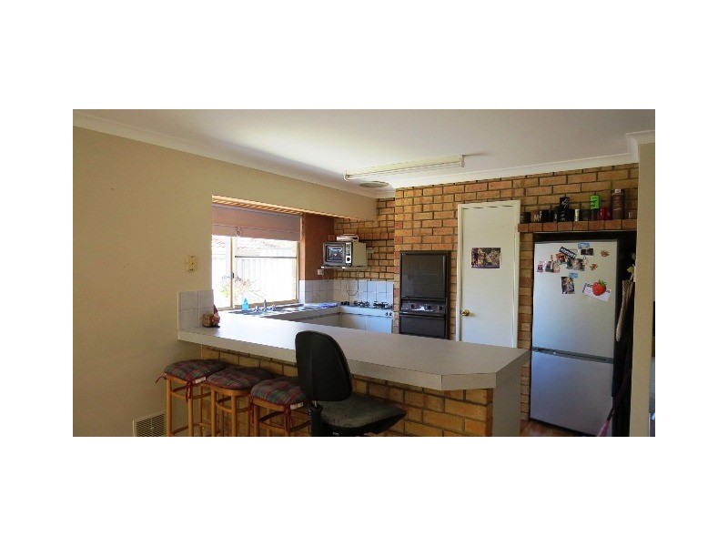 45 Sandeland Avenue, Coodanup WA 6210