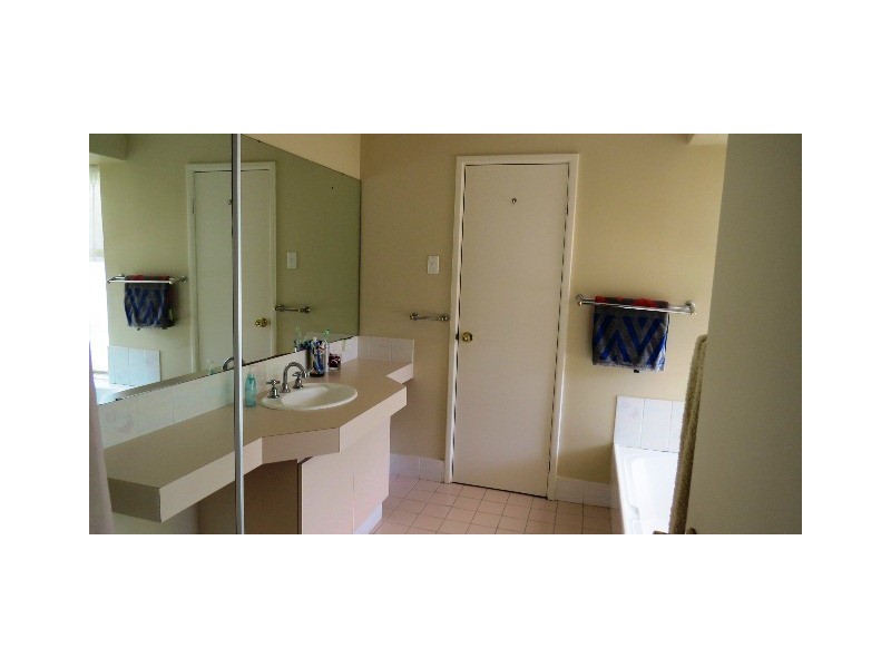 45 Sandeland Avenue, Coodanup WA 6210