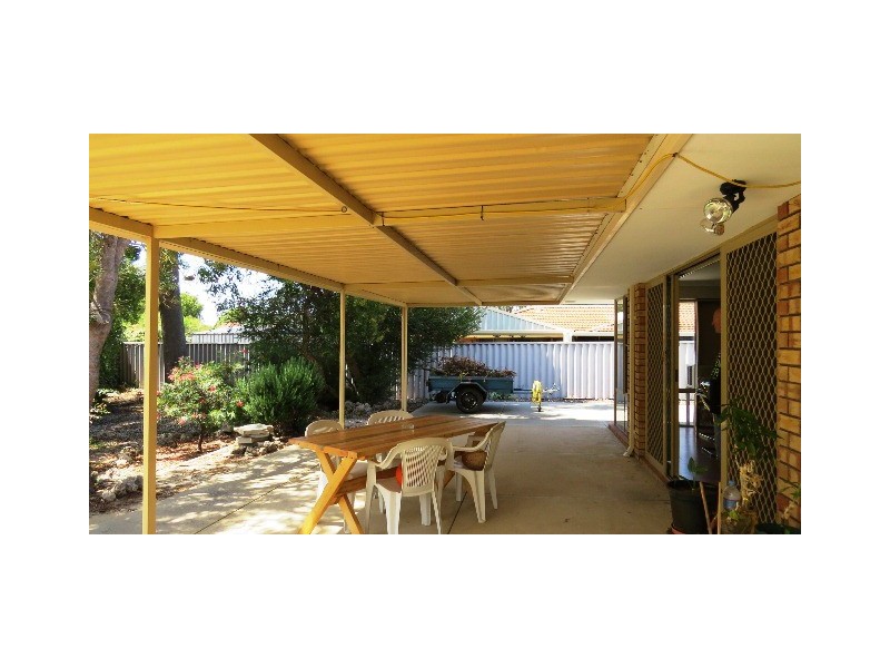 45 Sandeland Avenue, Coodanup WA 6210