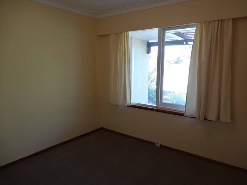 5 Comet Street, Dudley Park WA 6210