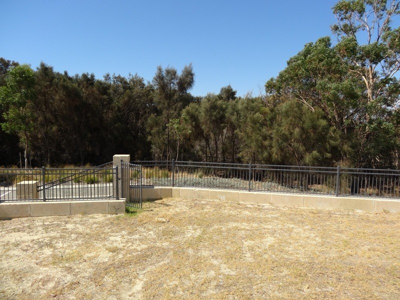 8 (Lot 104) Shearwater View, Halls Head WA 6210