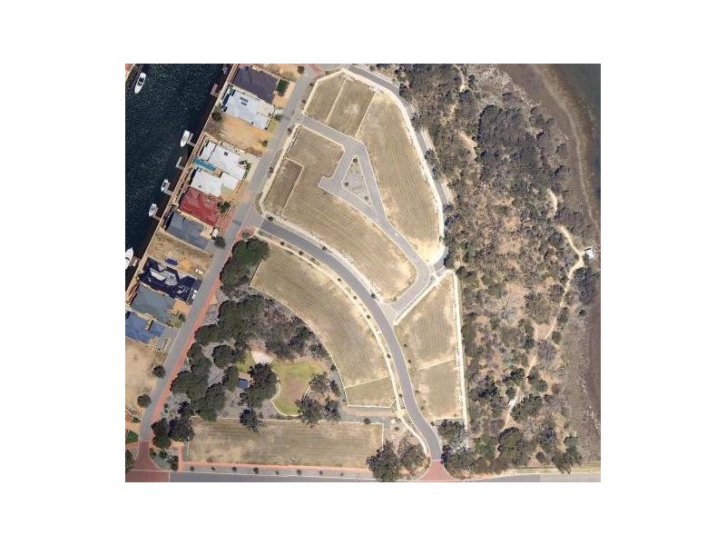 8 (Lot 104) Shearwater View, Halls Head WA 6210
