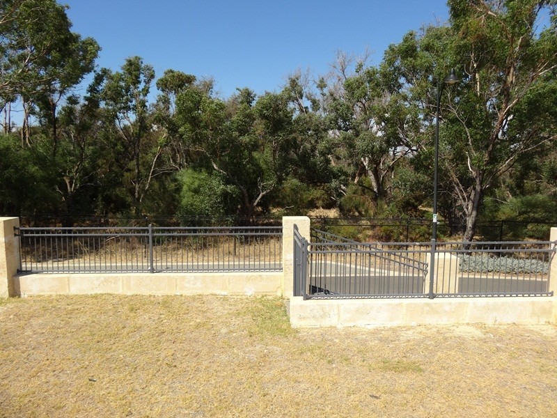 18 (Lot 109) Shearwater View, Halls Head WA 6210