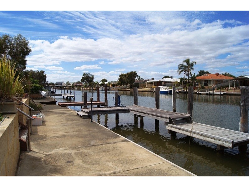 66 Moyup Way, South Yunderup WA 6208