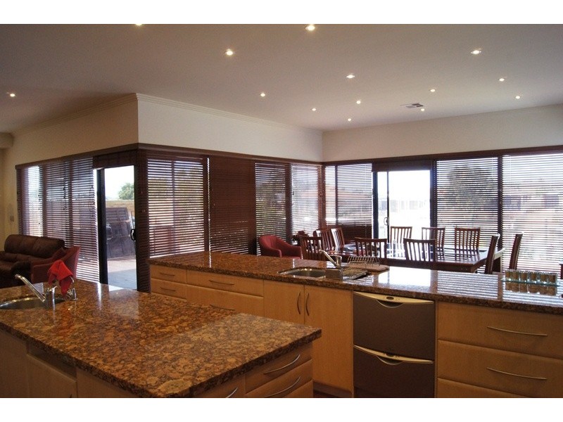66 Moyup Way, South Yunderup WA 6208