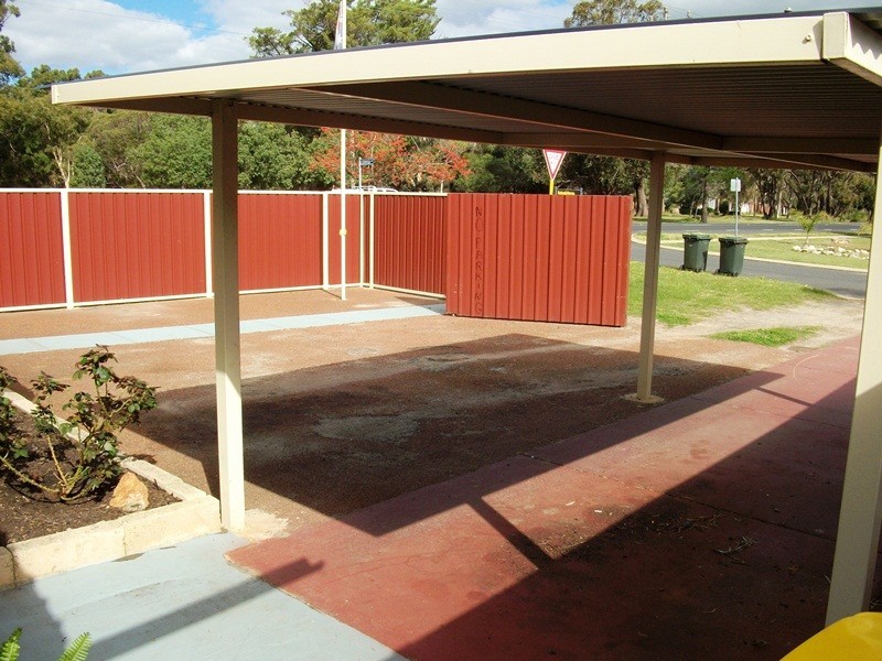 2 Cornish Way, Pinjarra WA 6208