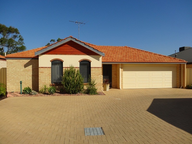 9/10 Binnar Court, Erskine WA 6210