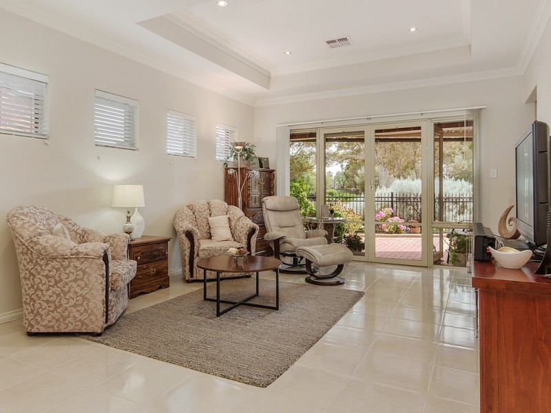 12A Gibbs Circuit, Ravenswood WA 6208