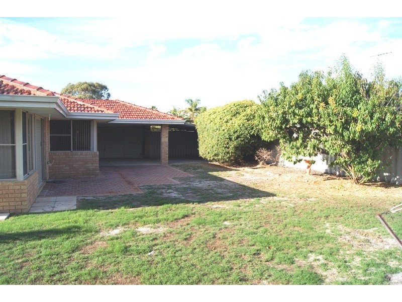 31 Tacoma Loop, Dudley Park WA 6210