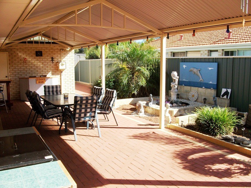 4 Yunderup Rd, South Yunderup WA 6208