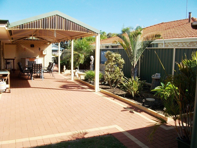 4 Yunderup Rd, South Yunderup WA 6208