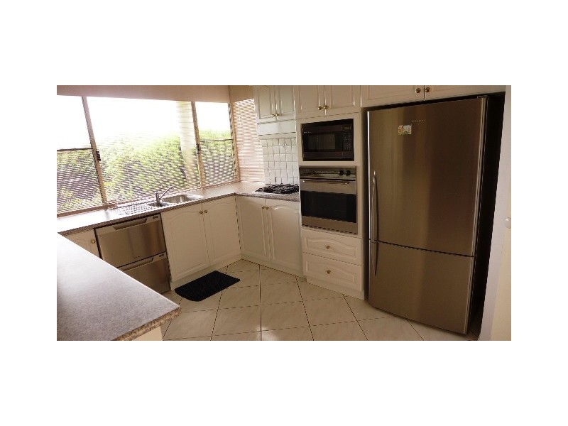 4 Ronsard Drive, San Remo WA 6210