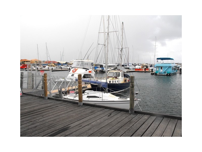 45 Rees Place, Wannanup WA 6210