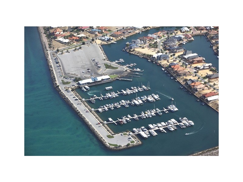 45 Rees Place, Wannanup WA 6210