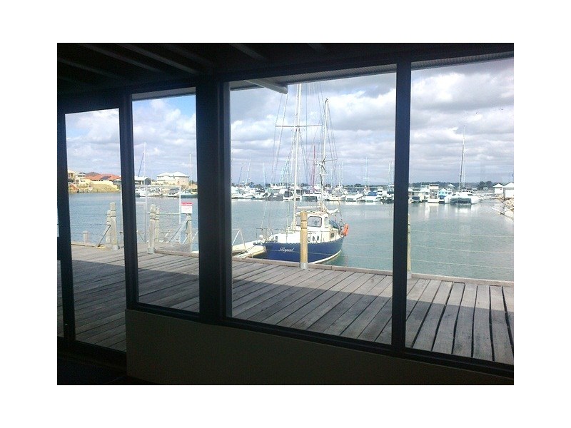 45 Rees Place, Wannanup WA 6210