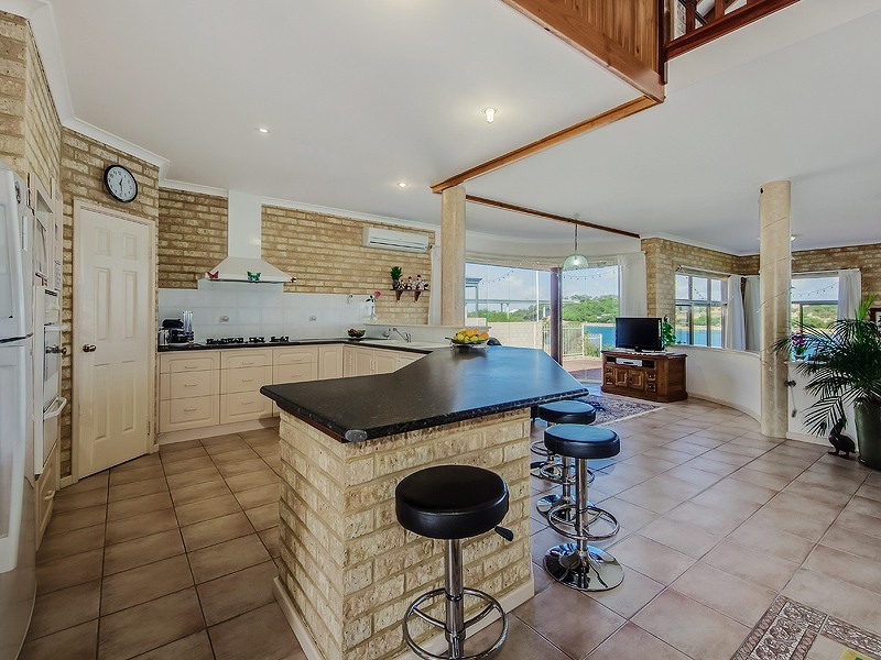 3 Captain Court, Wannanup WA 6210