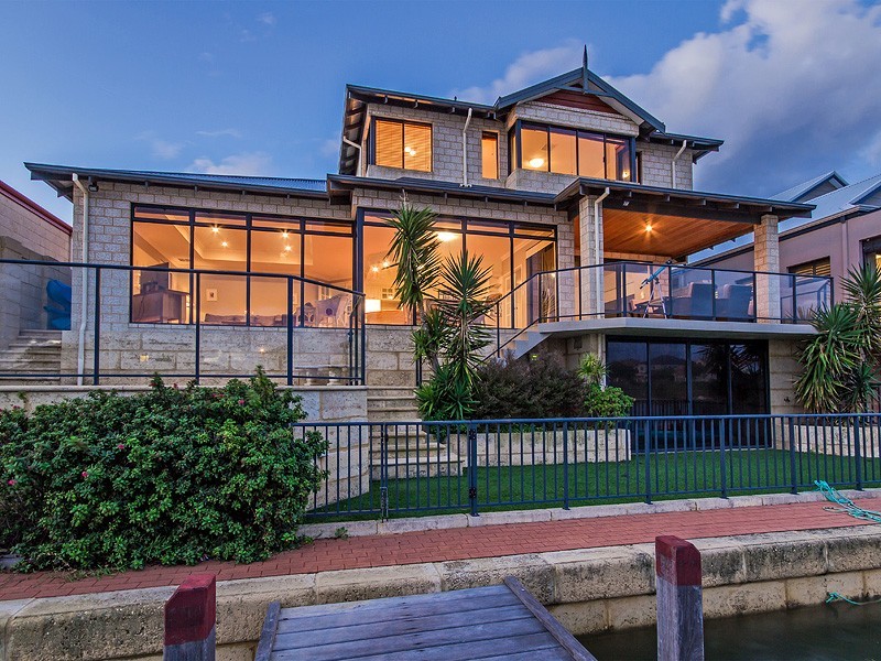 42 Sandpiper Retreat, Wannanup WA 6210