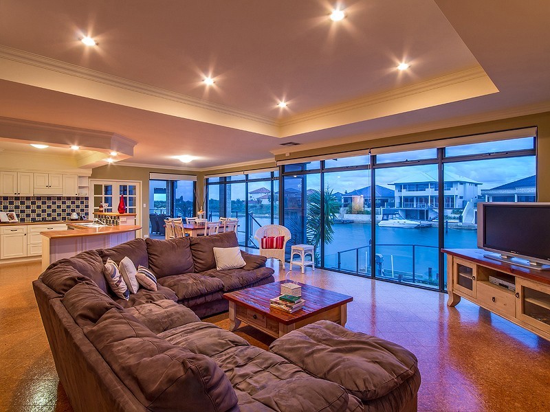 42 Sandpiper Retreat, Wannanup WA 6210