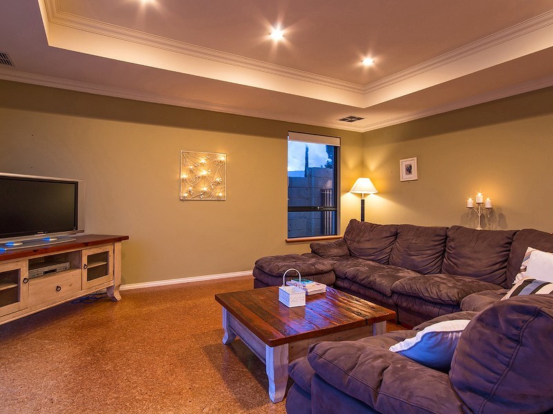 42 Sandpiper Retreat, Wannanup WA 6210