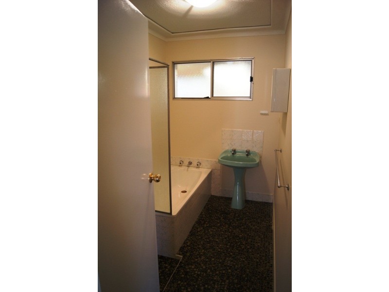 6 Bottlebrush Place, Pinjarra WA 6208