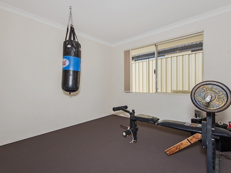 20 Woorabinda Rise, Lakelands WA 6180