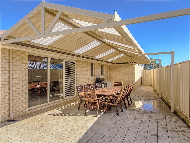 20 Woorabinda Rise, Lakelands WA 6180